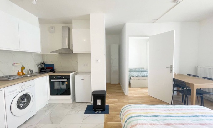 Asnieres-sur-Seine Apartamento | Cosy, Wi-fi, Clean, Transport, Asnières, Neuf !