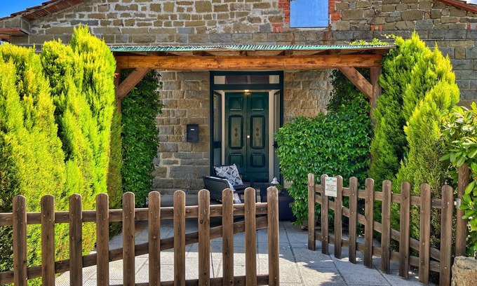 Civitella in Val di Chiana Casa | Cottage Oleandro - Two Bedroom House, Sleeps 4