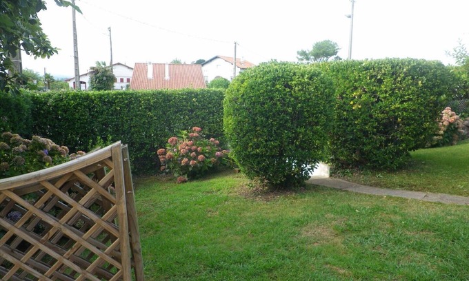 Bidart Apartamento | COTE BASQUE BIDART Apt, terrace, gardin, BBQ, Surf, near beach, all shops