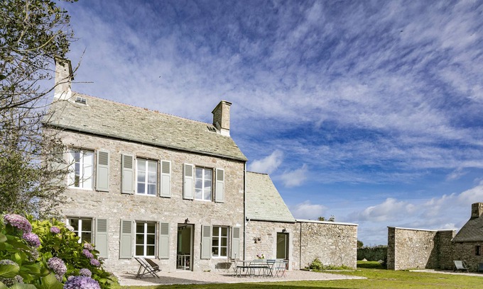 Saint-Germain-des-Vaux Cabaña | Cotentin charming house sea view Saint Germain des Vaux