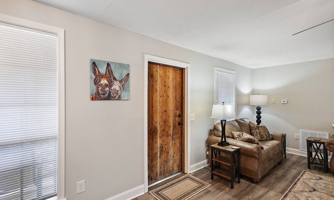 Ridgeland Cabaña | Cottage #1 - High Noon