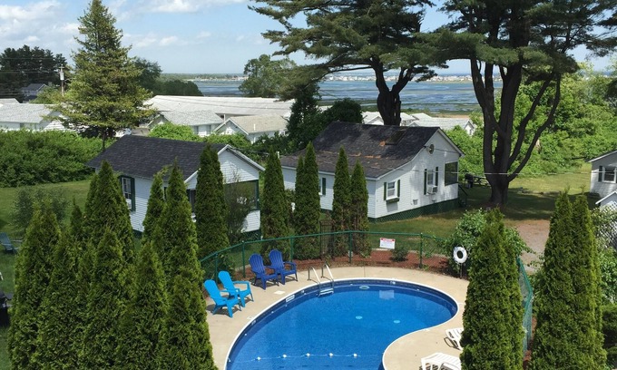 Wells Cabaña | Cottage 12 Large 2 Bedroom