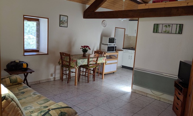 Cassagnes-Begonhes Casa | Cottage 2 personas en el corazón de Aveyron
