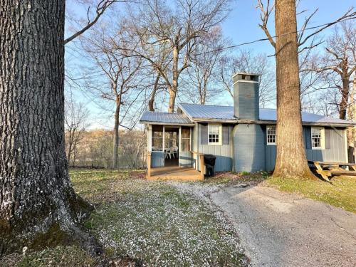 Nancy Casa | Cottage 6- Lees Ford Marina