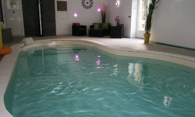 Cartigny l'Epinay Cabaña | Cabaña 8 personas con piscina cubierta climatizada y estanque de pesca.