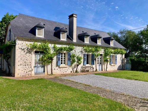 Nousty Casa | Cottage authentique et chaleureux entre Pau et Lourdes pour 7 personnes