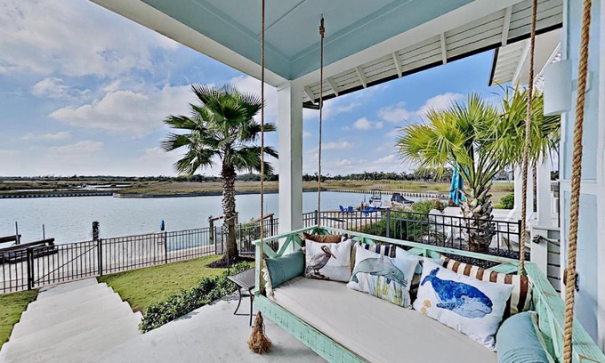 Rockport Casa | Cottage By The Sea