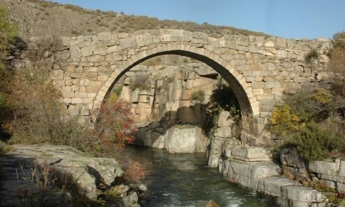 Hoyos del Espino Cabaña | Casa rural (alquiler íntegro) El Leñador I y II para 5 personas
