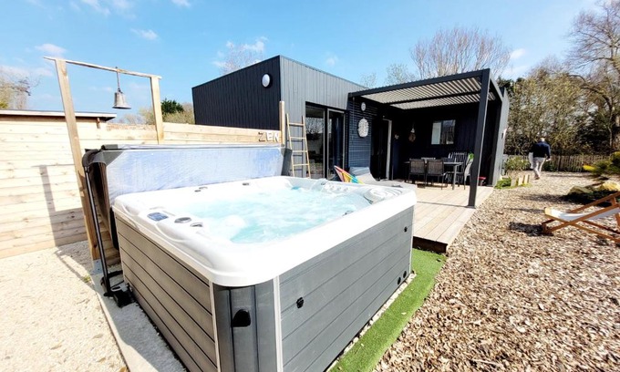 Saint-Jean-de-Monts Chalet De Esquí | Cottage Happy - SPA Privatif