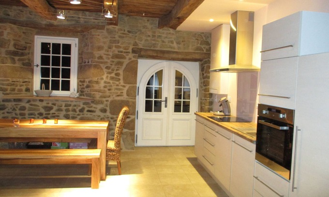 La Boussac Cabaña | Casa rural en piedra local en La Boussac
