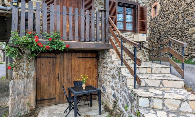 Saint-Ilpize Cabaña | Casa rural en el corazón del pueblo medieval de Saint-Ilpize