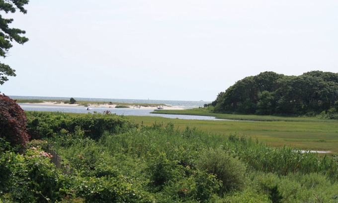 West Hyannisport Cabaña | Cottage in W. Hyannisport - Water views galore!