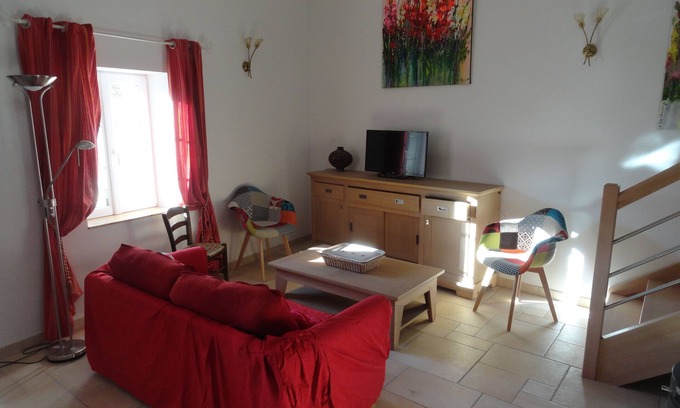 La Chaise-Dieu Apartamento | Casa rural "Les Coccinelles" con jardín, centro ciudad de La Chaise Dieu