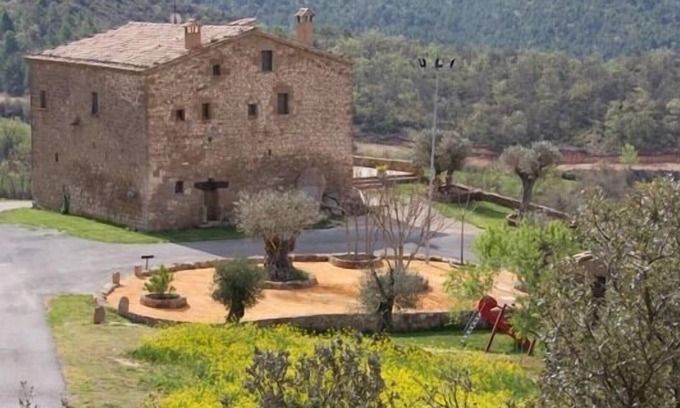 Biosca Cabaña | Casa rural Les Cots de Lloberola de 12 a 47 personas