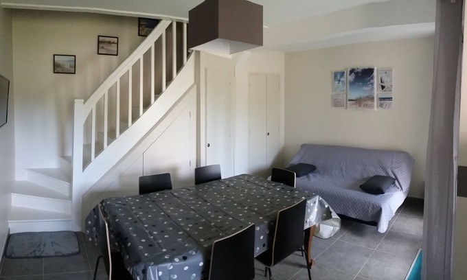 Saint-Julien-en-Born Cabaña | Cottage near the ocean