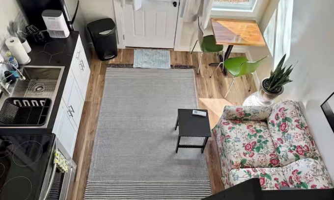 Irving Apartamento | Cozy Airport Guesthouse: WiFi & Coffee