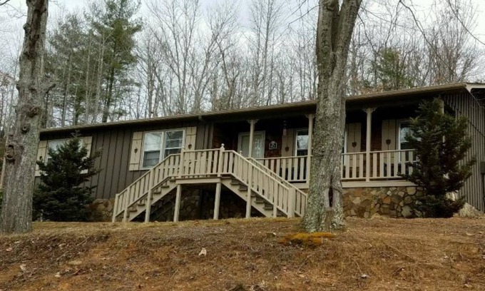 Woodfin Cabaña | Cottage Near Downtown, Asheville, NC