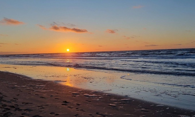Noordwijk Cabaña | Cottage near the beach in the center.*