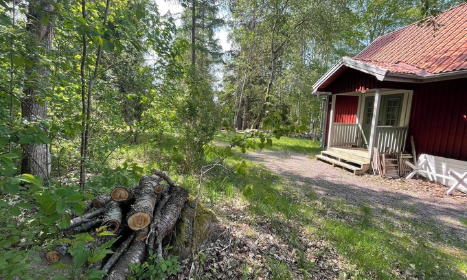 Laxa Municipality Casa | Cottage near Tivedens National Park