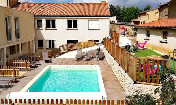 Saint-Loup-Lamaire Apartamento | Casa de campo de 11 personas en Green Station