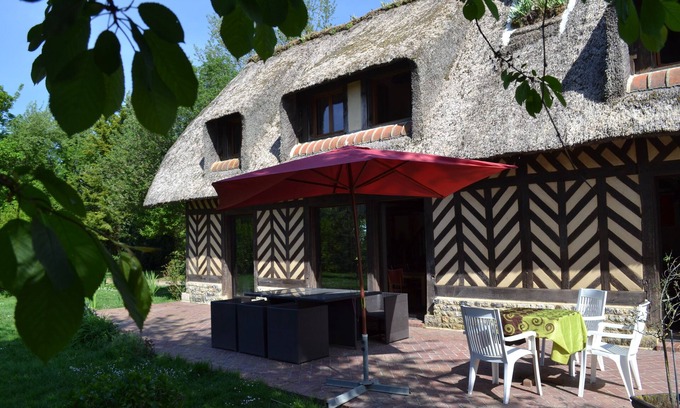 Bonneville-la-Louvet Casa | Chaumière du Domaine de la Petitière
