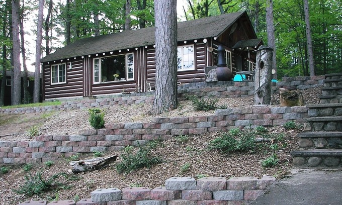 Mayfield Cabaña | Cottage on Spider Lake, frente al lago privado en un entorno tranquilo