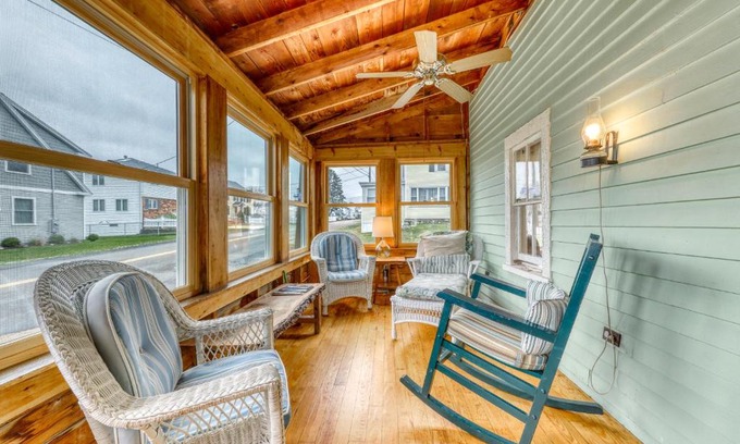 Ogunquit - Wells Casa | Cottage on the Cove