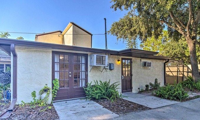 Gulfport Cabaña | NEW! Cottage w/ Fire Pit ~ 3 Mi to St Pete Beach!