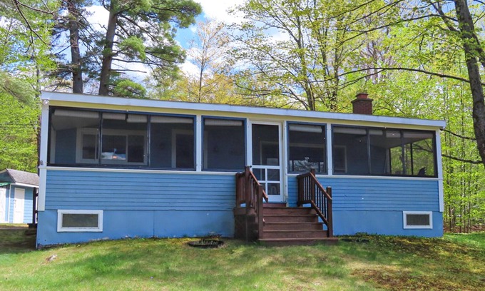 Meredith Cabaña | Cottage with beach access, a fireplace, yard, grill, cable & golf nearby