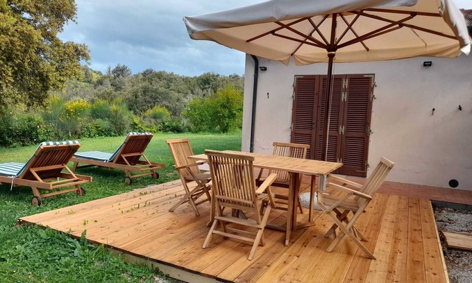 Sassetta Apartamento | Cottage with Garden Rosa