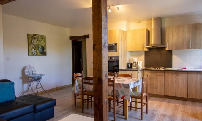 Beaumont-du-Perigord Cabaña | Casa rural con piscina y wifi cerca de Bergerac