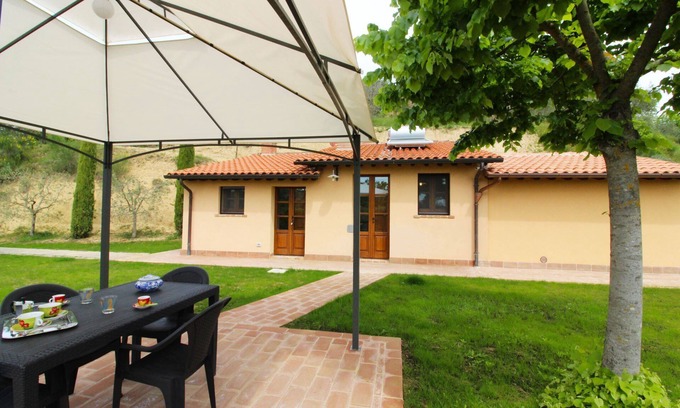 Montepulciano Villa | Cabaña romántica para 2 personas piscina privada y jacuzzi. cerca de Montepulciano