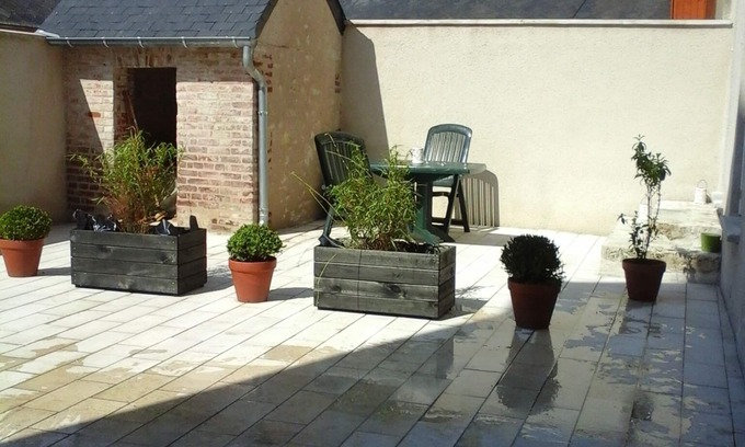 Blois Apartamento | Casa rural con terraza y parking.