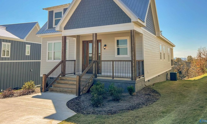 Guntersville Cabaña | Brand new Cottages at Gunters Landing Golf Course