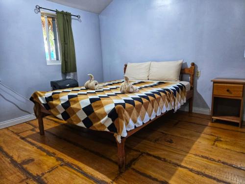 Hopkins Apartamento | Cotton Tree Cabin at Freshwater Creek Cabanas