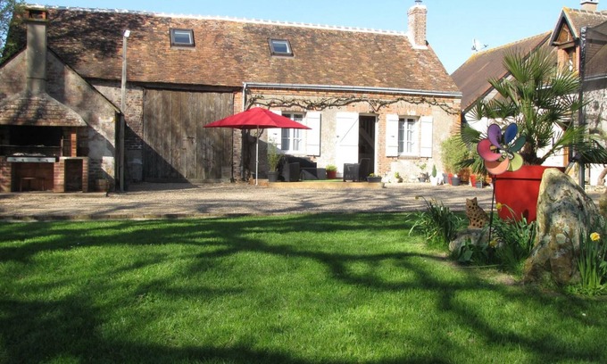 Saint-Nicolas-des-Motets Cabaña | Gîte paisible près d'Amboise et Blois avec jardin, jeux pour enfants, WIFI et confort moderne.