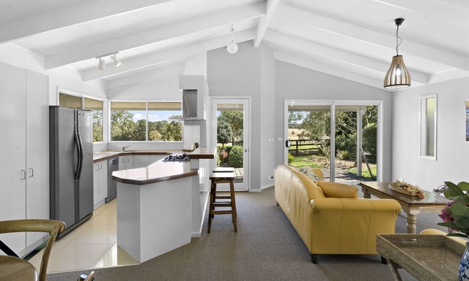 Balnarring Cabaña | Country and Coast Cottage Balnarring