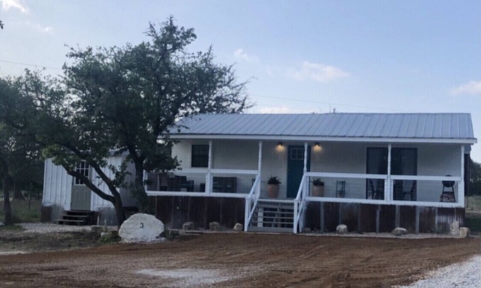 Comfort Cabina | Country Cabins #3 110 Flatrock Creek Road