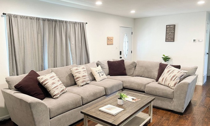 Keller Casa | Country Chic in Fort Worth | Pets OK + NASCAR Nearby