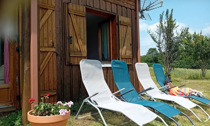 Saint-Front-d'Alemps Chalet De Esquí | Country cottage