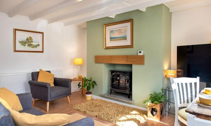 Bere Alston Casa | Country Cottage - Apple Pie Luxury Escapes