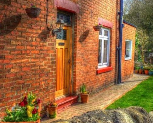 Seaham Casa | Country cottage by a stream. Seaham Seaglass area.