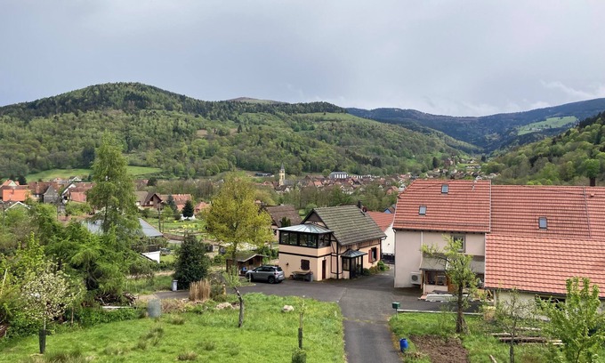 Metzeral Apartamento | Country cottage. Ideal for hikers, close to the GR5