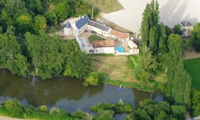 Pouzay Casa | Casa rural - casa en una vivienda senorial del siglo XIV-Estanque-