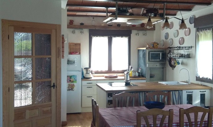 Huerta de Abajo Casa | Casa de campo en la Sierra de la Demanda