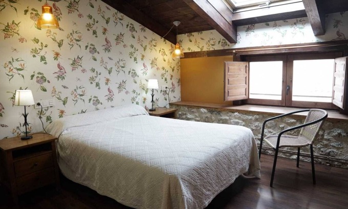 Mambrilla de Castrejon Casa | Casa rural 'La Platería I' con jardín compartido y Wi-Fi