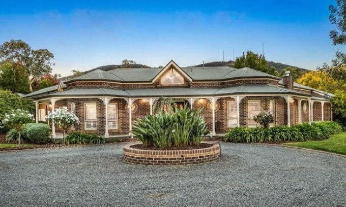 Kilsyth Otro | Country Estate