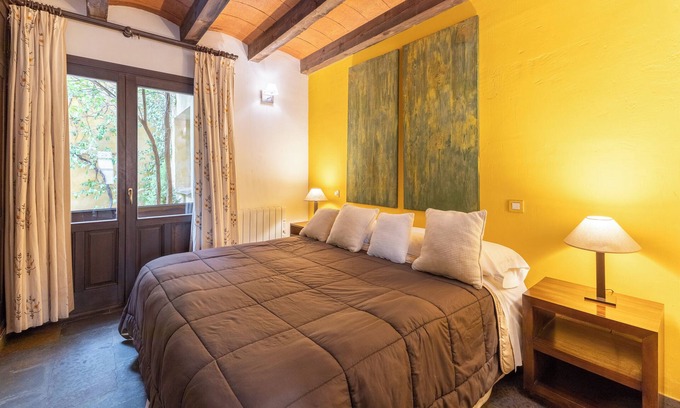 Braojos Casa | Casa rural 'Alojamiento Casiopea' con vistas a la montaña y Wi-Fi