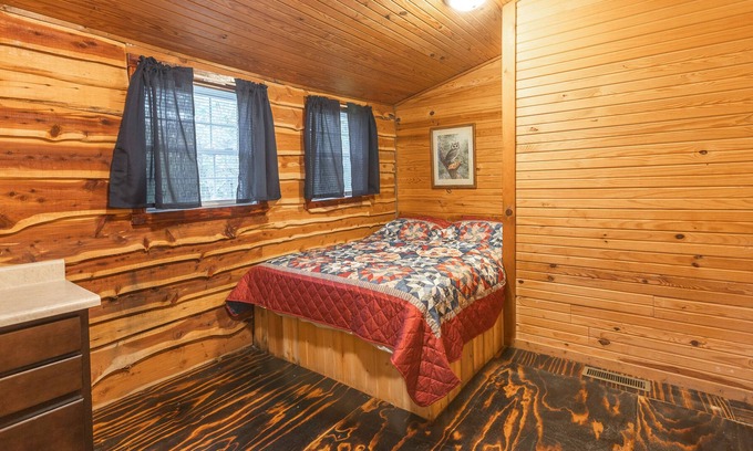 Cuba Otro | Country home near the Meramec River