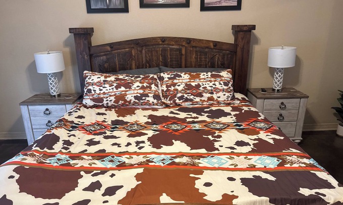 Springtown Casa | Country home with a brand new hot tub, WiFi and central air, spacious bad yard